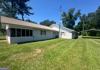 146 7th Ave W, Pitts, GA 31072 - photo 5