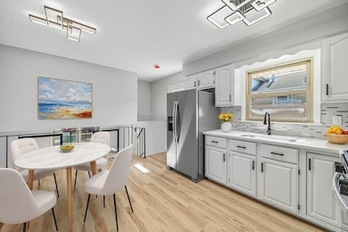 12549 S Tripp Ave, Alsip, IL 60803 - photo 6