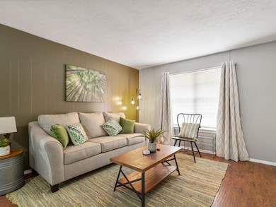 3639 N Macgregor Way unit 27, Houston, TX 77004 - photo 5