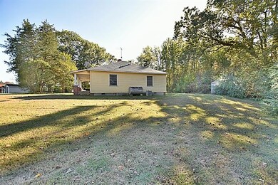 1050 Wiggins Rd, Clover, SC 29710 - photo 5