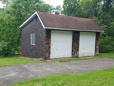 2 Stall Detached Garage