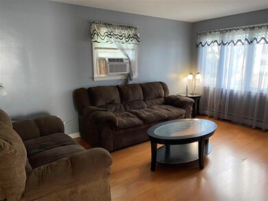 241 Morey St, Manchester, NH 03103 - photo 2