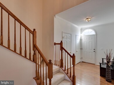 15130 Danehurst Cir, Gainesville, VA 20155 - photo 2