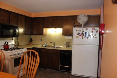 20 Winter St, Pawtucket, RI 02860 - photo 7