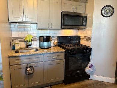 33 Emerson Ave unit 5, Jc, Journal Square, NJ 07307 - photo 3