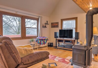 32 Longmeadow Dr, Troy, NH 03465 - photo 4