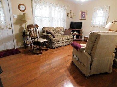 117 Meadowlark Dr, Berea, KY 40403 - photo 5