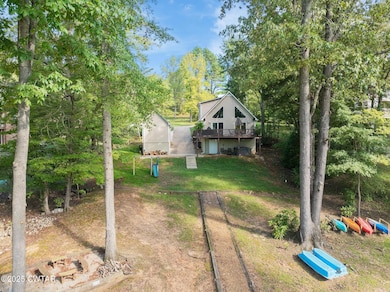 183 Featherfoot Pkwy Loop, Parsons, TN 38363 - photo 2