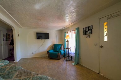 9757 Blackwell Rd, Central Point, OR 97502 - photo 4