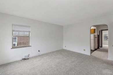 1114 Egan Ct, Cincinnati, OH 45229 - photo 2