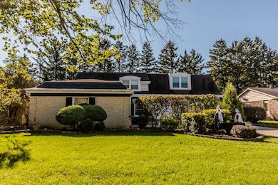 3919 Michael Ln, Glenview, IL 60026 - photo 2