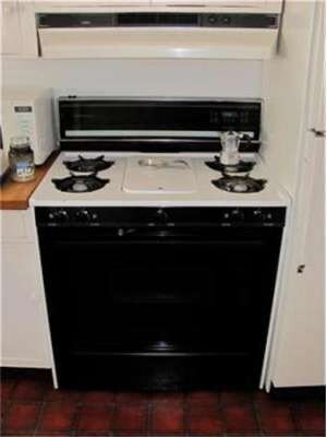 66 Laurel Rd, Chestnut Hill, MA 02467 - photo 5