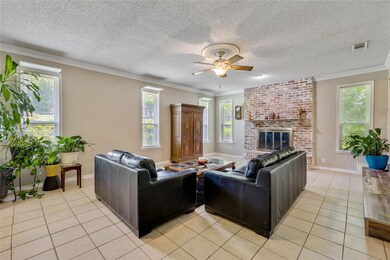 1005 Edgecliff Dr, Bedford, TX 76022 - photo 4