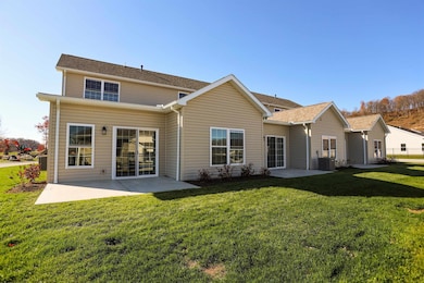 143 Willow Oak Dr, Bridgeport, WV 26330 - photo 4