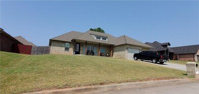 4604 Gracelann, Shawnee, OK 74804 - photo 2