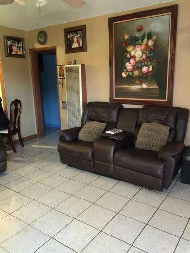 Main Unit living room