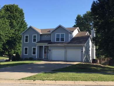 613 Meadowlark Rd, Lansing, KS 66043 - photo 2