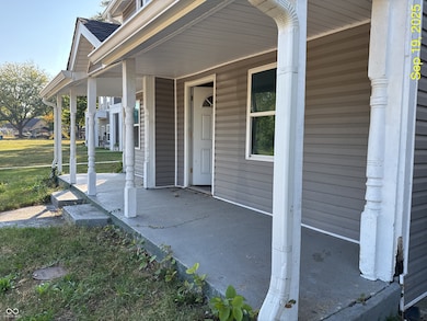 1047 Udell St, Indianapolis, IN 46208 - photo 4