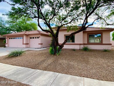 8442 N Sayante Way, Tucson, AZ 85743 - photo 2