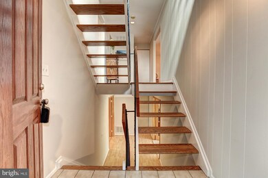 10619 Great Arbor Dr, Potomac, MD 20854 - photo 5