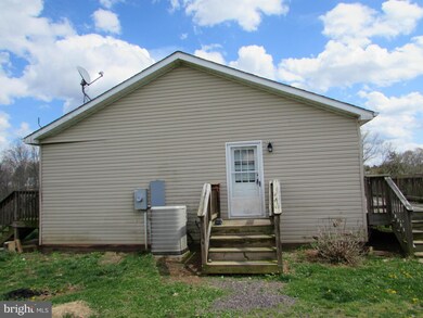 2315 Lilly Pad Ln, Locust Grove, VA 22508 - photo 3