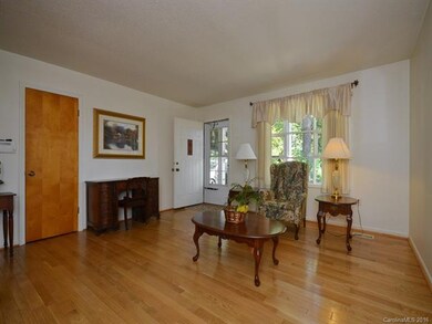 19 Heather Ln, Hendersonville, NC 28792 - photo 3