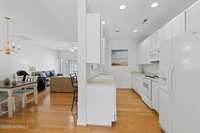 4-web-or-mls-1648 Honeybee Ln 4