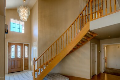 6 Interior Entry photo a