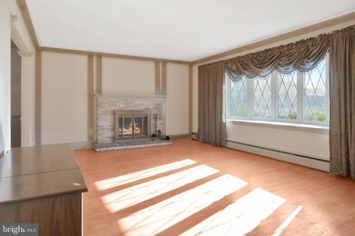 211 W Crest Rd, Wilmington, DE 19803 - photo 3