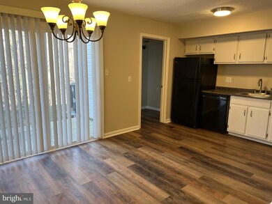 6451 Union Ct, Glen Burnie, MD 21061 - photo 2