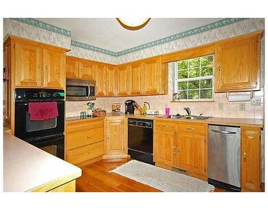 Kitchen. Open kitchen with eating bar