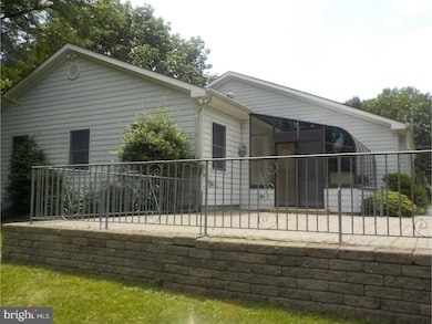 213 Paul Dr, Moorestown, NJ 08057 - photo 4