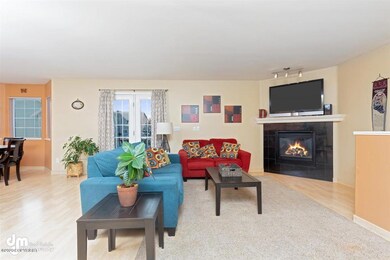 27-Living Room_KI_13