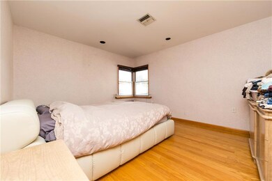 6932 166th St, Fresh Meadows, NY 11365 - photo 6