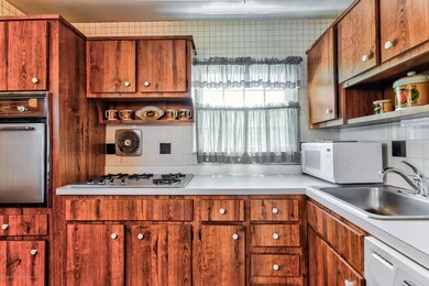 010_Kitchen
