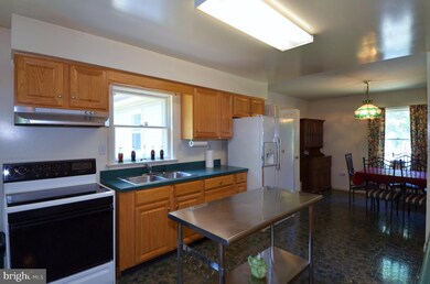 764 Summit Point Rd, Summit Point, WV 25446 - photo 6