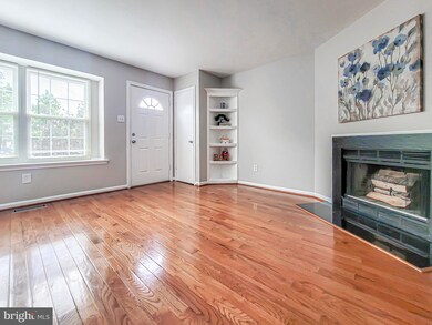 13944 Big Yankee Ln, Centreville, VA 20121 - photo 7