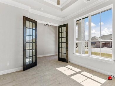 3607 Upper Lake Cir, Granbury, TX 76049 - photo 6