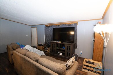 1722 Alpha Ln, Defiance, OH 43512 - photo 6