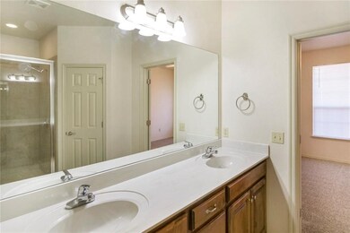 626 Sisken Ct, Edmond, OK 73003 - photo 6