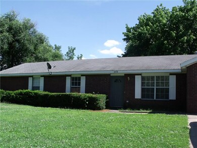 307 NW Lefors unit B, Bentonville, AR 72712 - photo 3