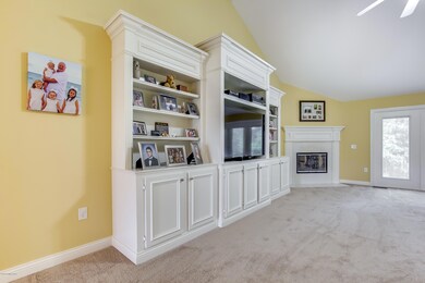 8407_GrandelForestWay_40258_106