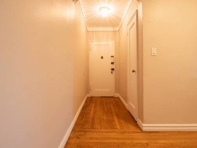 Saunders Court unit 2B, Rego Park, NY 11374 - photo 5