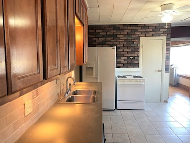 357 Hampden St unit 1, Chicopee, MA 01013 - photo 6