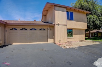 1000 Olive Dr unit 4, Bakersfield, CA 93308 - photo 6