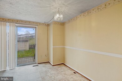 941 N Angel Valley Ct, Edgewood, MD 21040 - photo 4