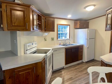 118 Princeton St, Newmarket, NH 03857 - photo 6