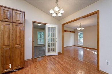 2 Saint Austell Dr, Bella Vista, AR 72714 - photo 2