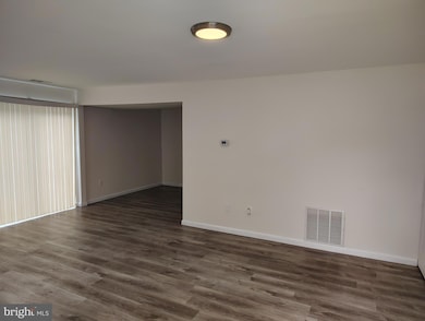 9695 Hitching Post Ln unit A, Laurel, MD 20723 - photo 2