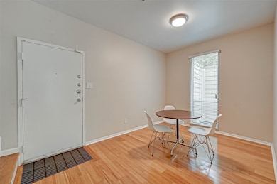 2332 Park St unit B, Houston, TX 77019 - photo 4